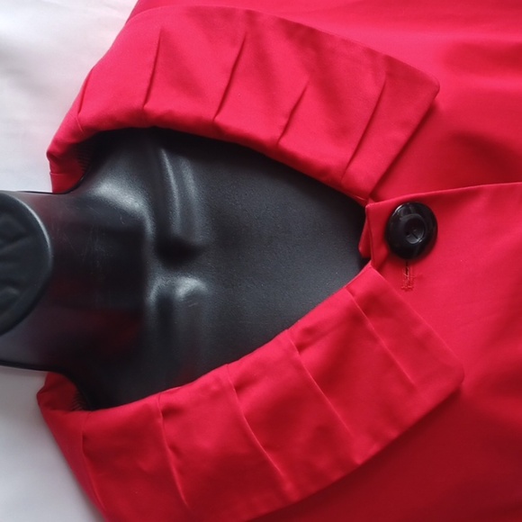 John Meyer Blazer Short Sleeve Red, Sz 18, 23" PTP, 25" L - Picture 2 of 7